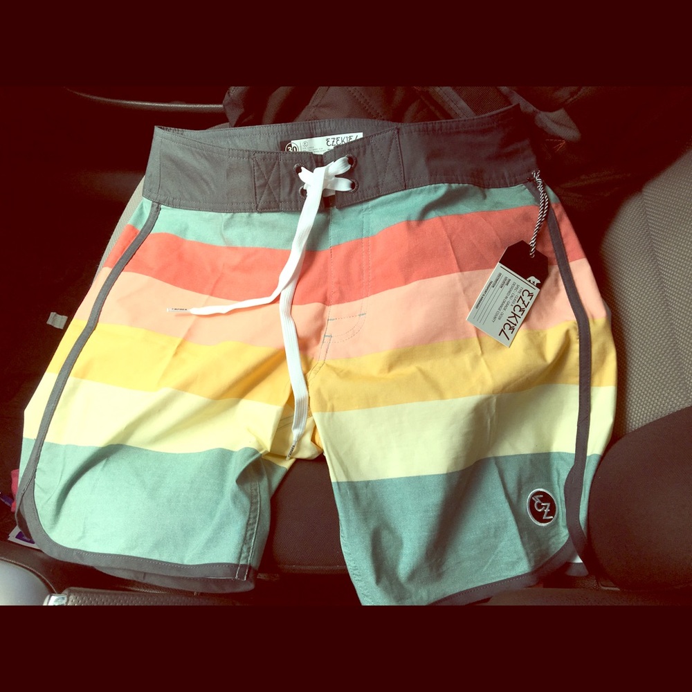 EZEKIEL men’s board shorts (bathing suit)